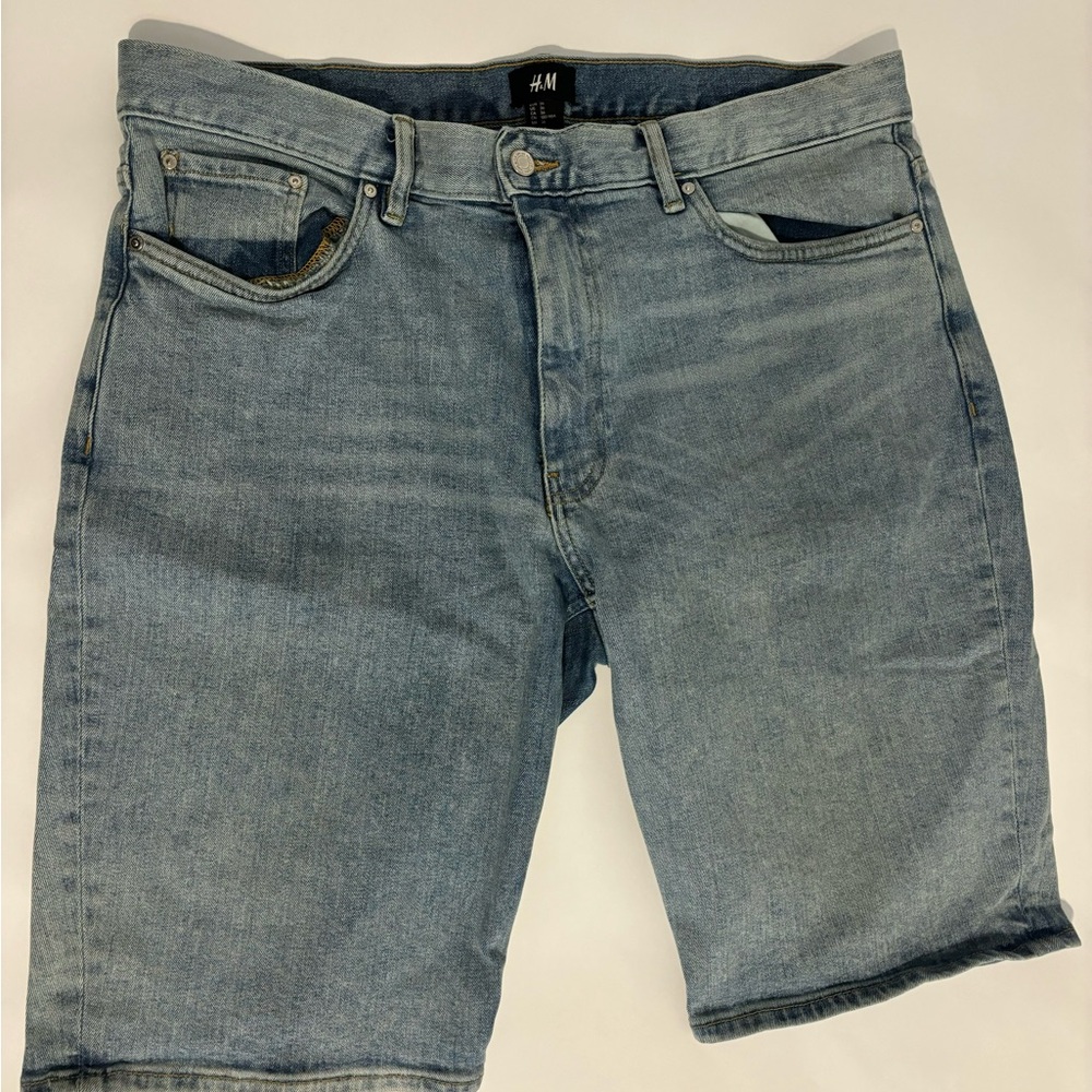 H&M Men's Faded Blue Jean Shorts size 36